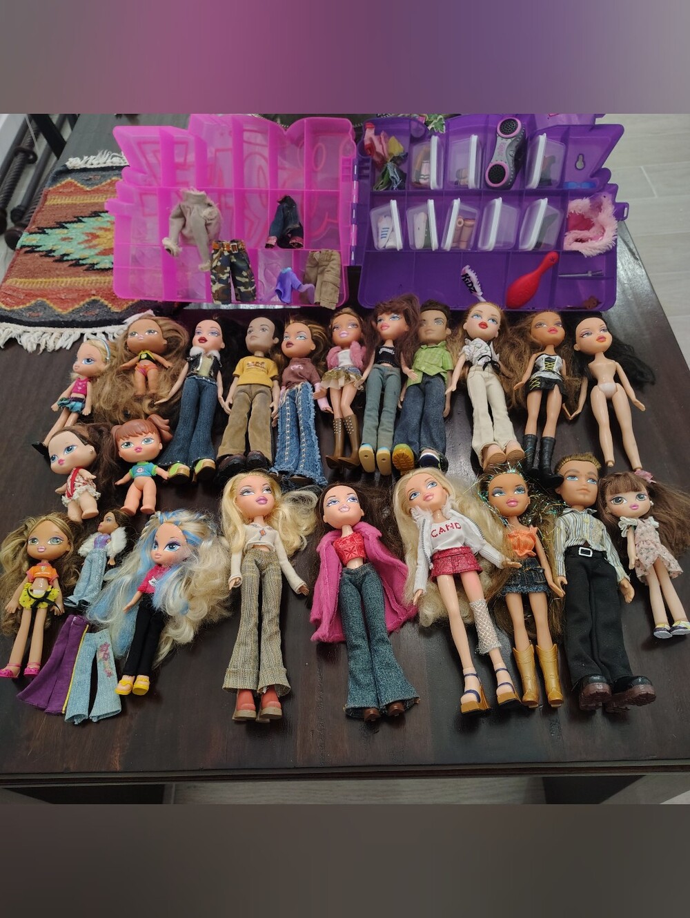 Bratz Dolls 90,s Lot / Accessories